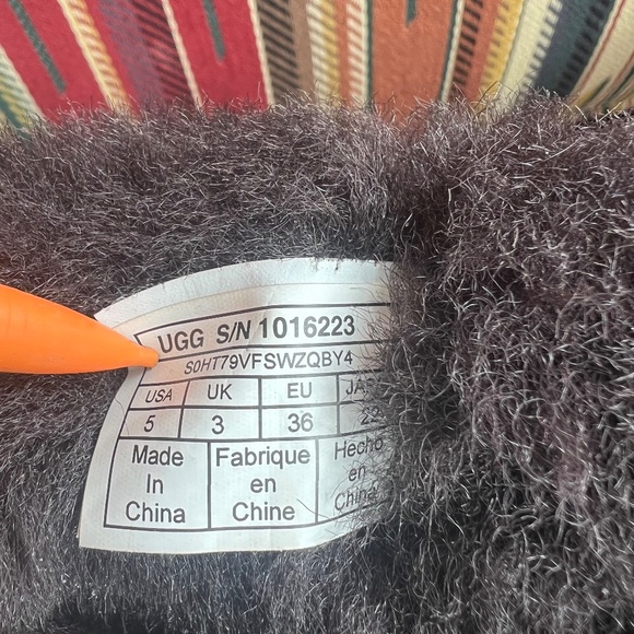 UGG Women's Classic Short II   Size  5  (EXCELLENT CONDITION) Burnt Cedar - Picture 7 of 12